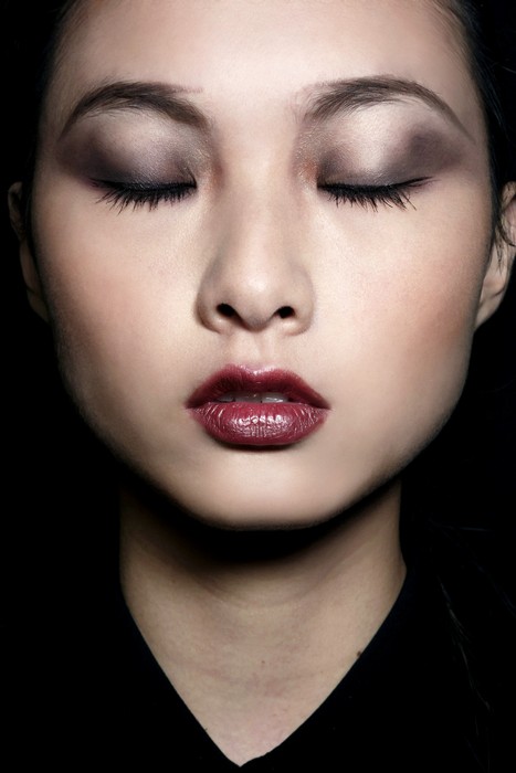 New Year’s Eve Makeup Ideas You’ll Actually Want to Try Sorbier HC bbt F14 004 - New Year’s Eve Makeup Ideas You’ll Actually Want to Try