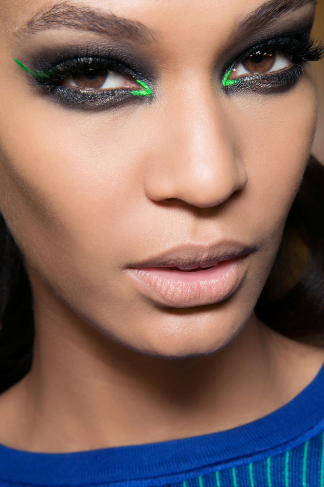 10 St. Patrick's Day Makeup Looks That Aren't Cheesy Versace HC bbt S13 011 - 10 St. Patrick's Day Makeup Looks That Aren't Cheesy