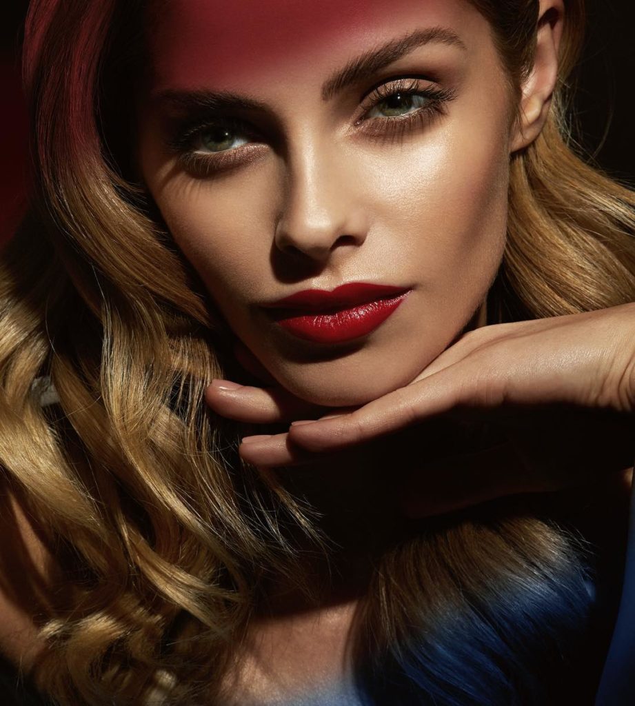 21 Fashion&Beauty Photographers to Follow on Instagram 44670030 369766737114263 1756143230128133037 n 921x1024 - 21 Fashion&Beauty Photographers to Follow on Instagram