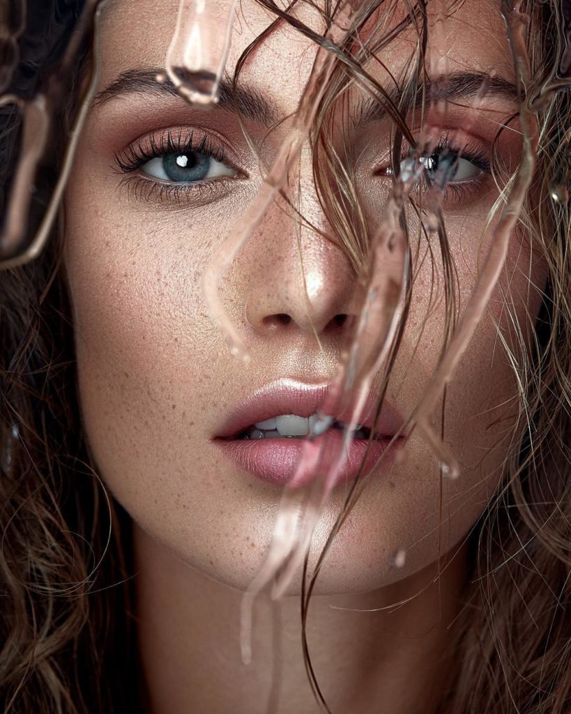 21 Fashion&Beauty Photographers to Follow on Instagram 57388200 342577249940489 1526345983901503134 n 819x1024 - 21 Fashion&Beauty Photographers to Follow on Instagram