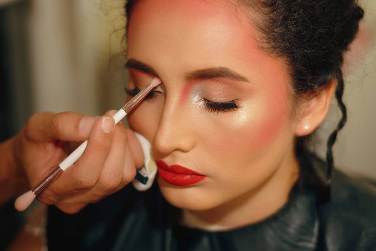 The Makeup Artist's Guide