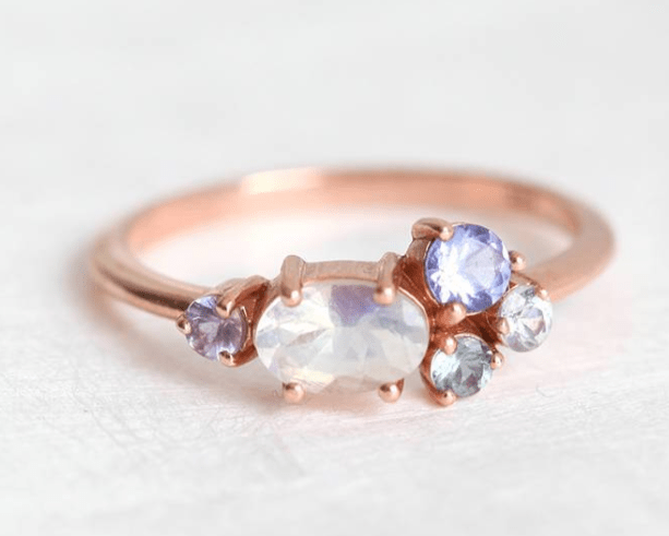 Elegant diamond engagement ring we’re loving