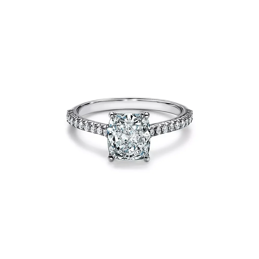 Princess-cut diamond engagement ring we’re loving