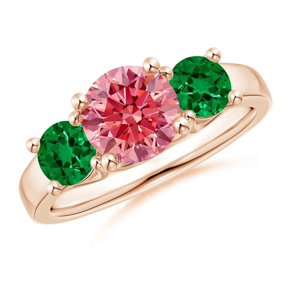 Classic round-cut engagement ring we’re loving